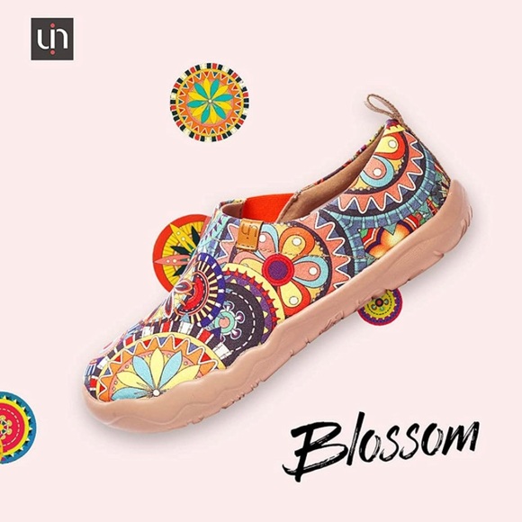 UIN | Shoes | Uin Womens Fashion Floral Art Sneaker Painted Canvas ...